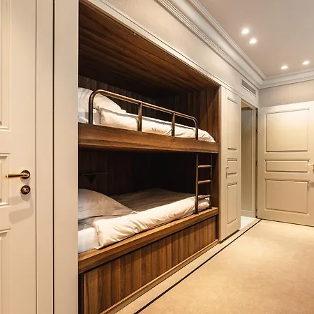 Hotel 717 Amsterdam