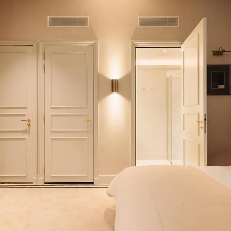 فندق 717 5*